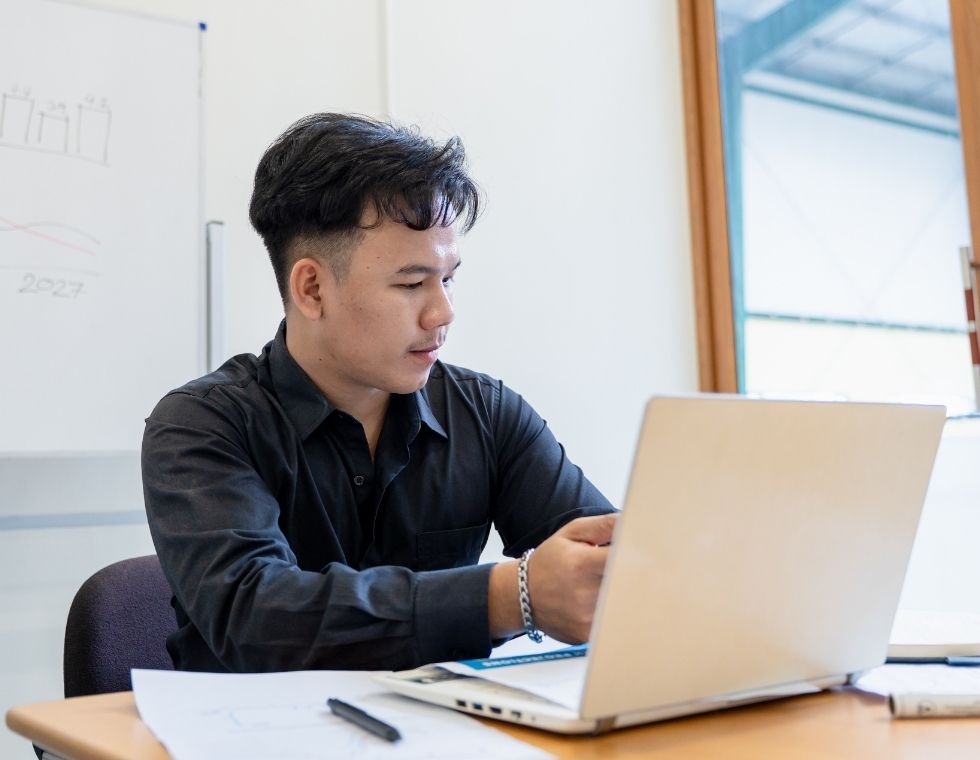 AI Essentials student